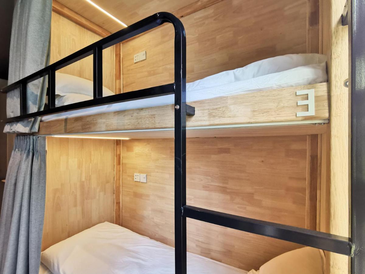 Hostel Roomix *