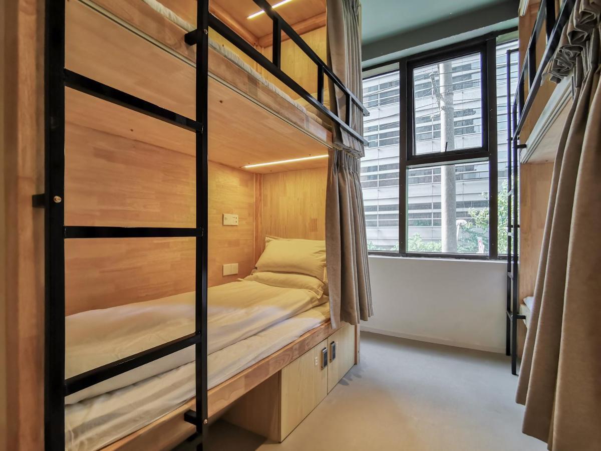 Roomix